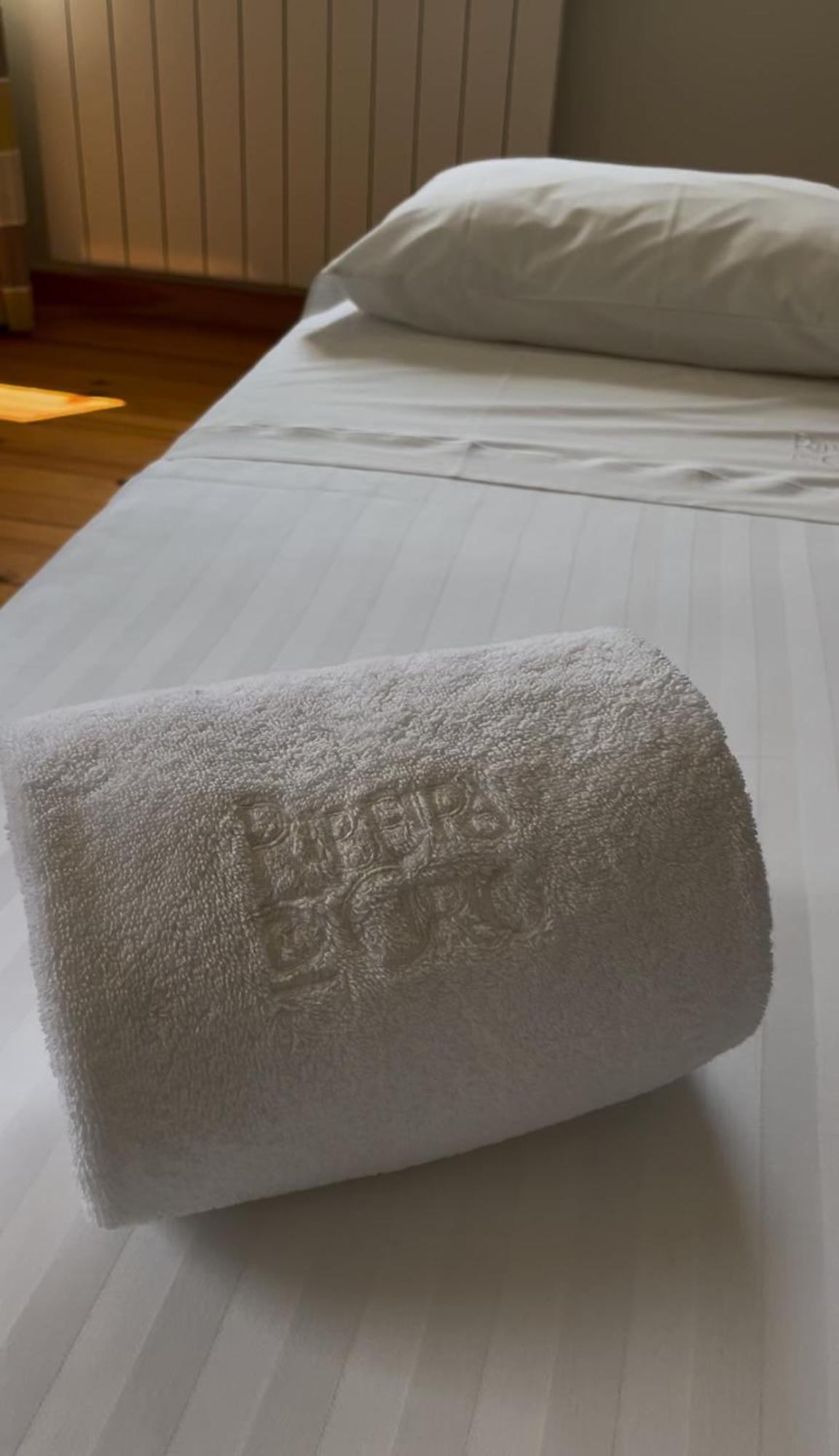Casa Da Ribeira Do Cirio Guest House Seia Ngoại thất bức ảnh